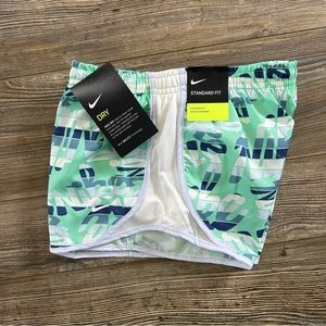 Nike girls athletic shorts NWT